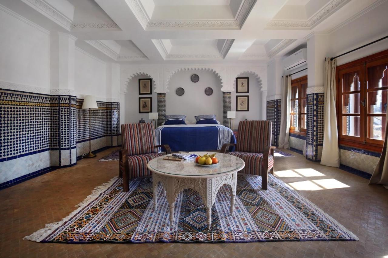 Riad Tanja By Chef Moha Tanger Buitenkant foto