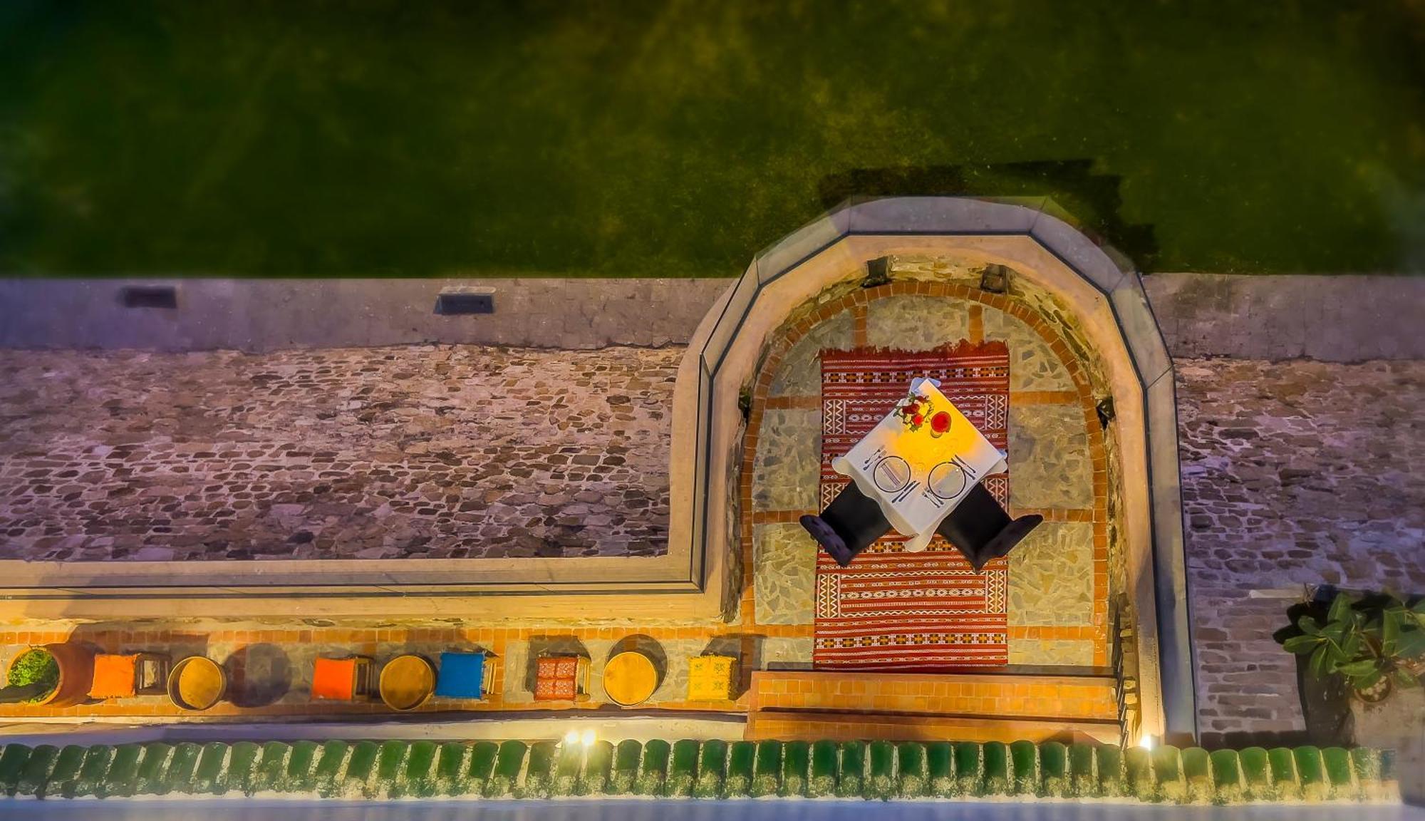 Riad Tanja By Chef Moha Tanger Buitenkant foto