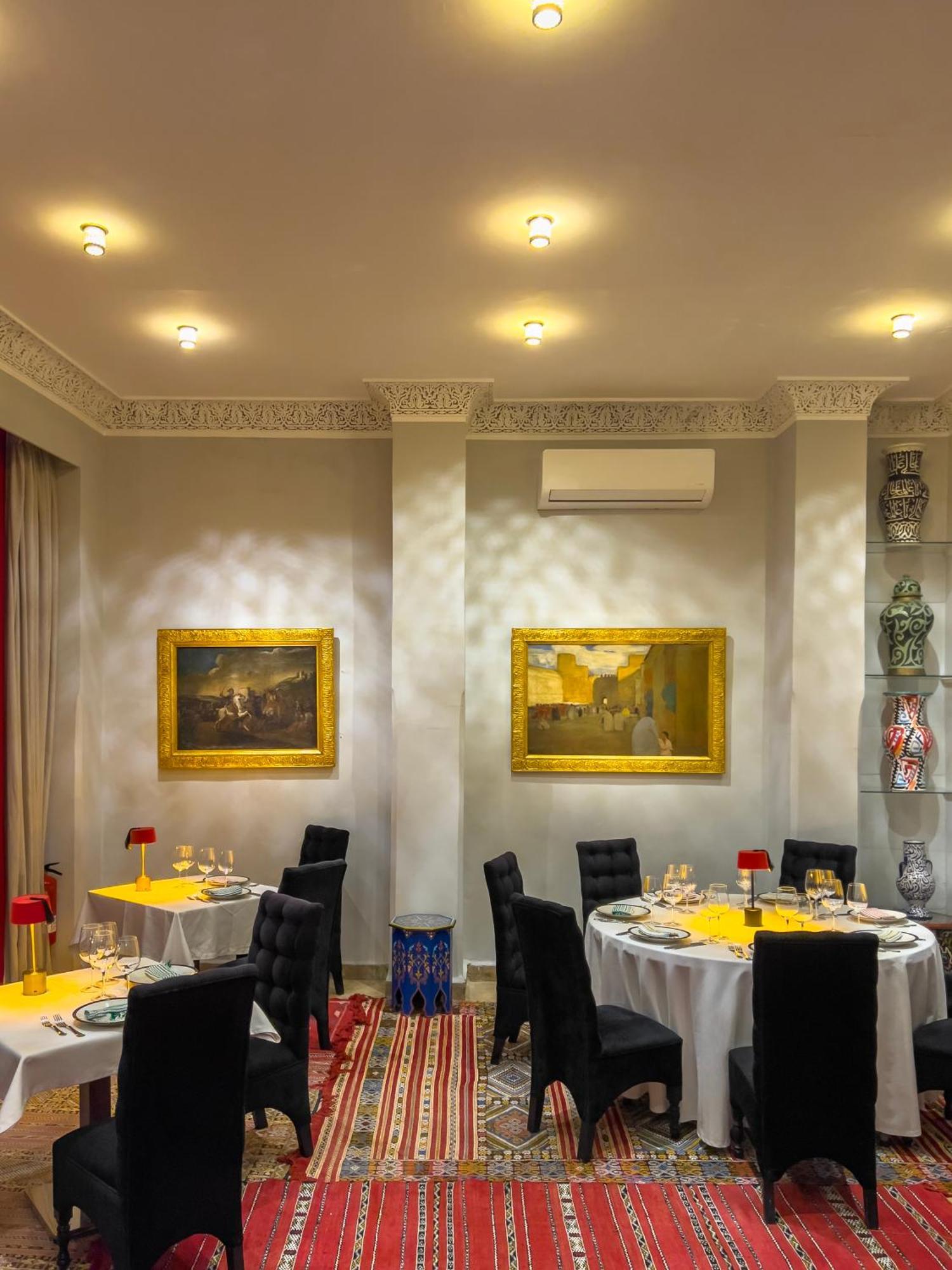 Riad Tanja By Chef Moha Tanger Buitenkant foto
