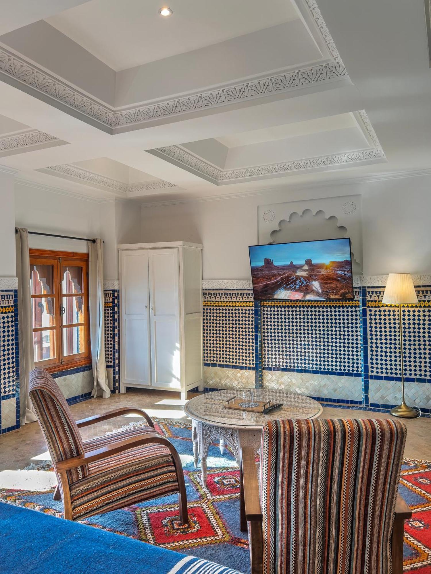 Riad Tanja By Chef Moha Tanger Buitenkant foto