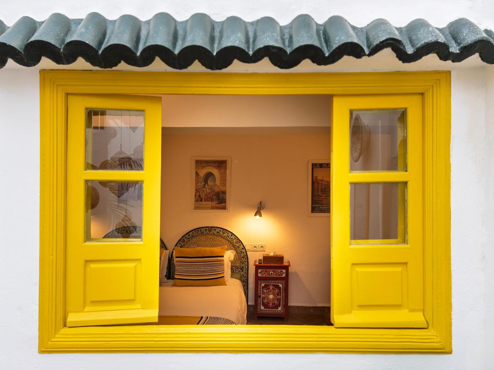 Riad Tanja By Chef Moha Tanger Buitenkant foto