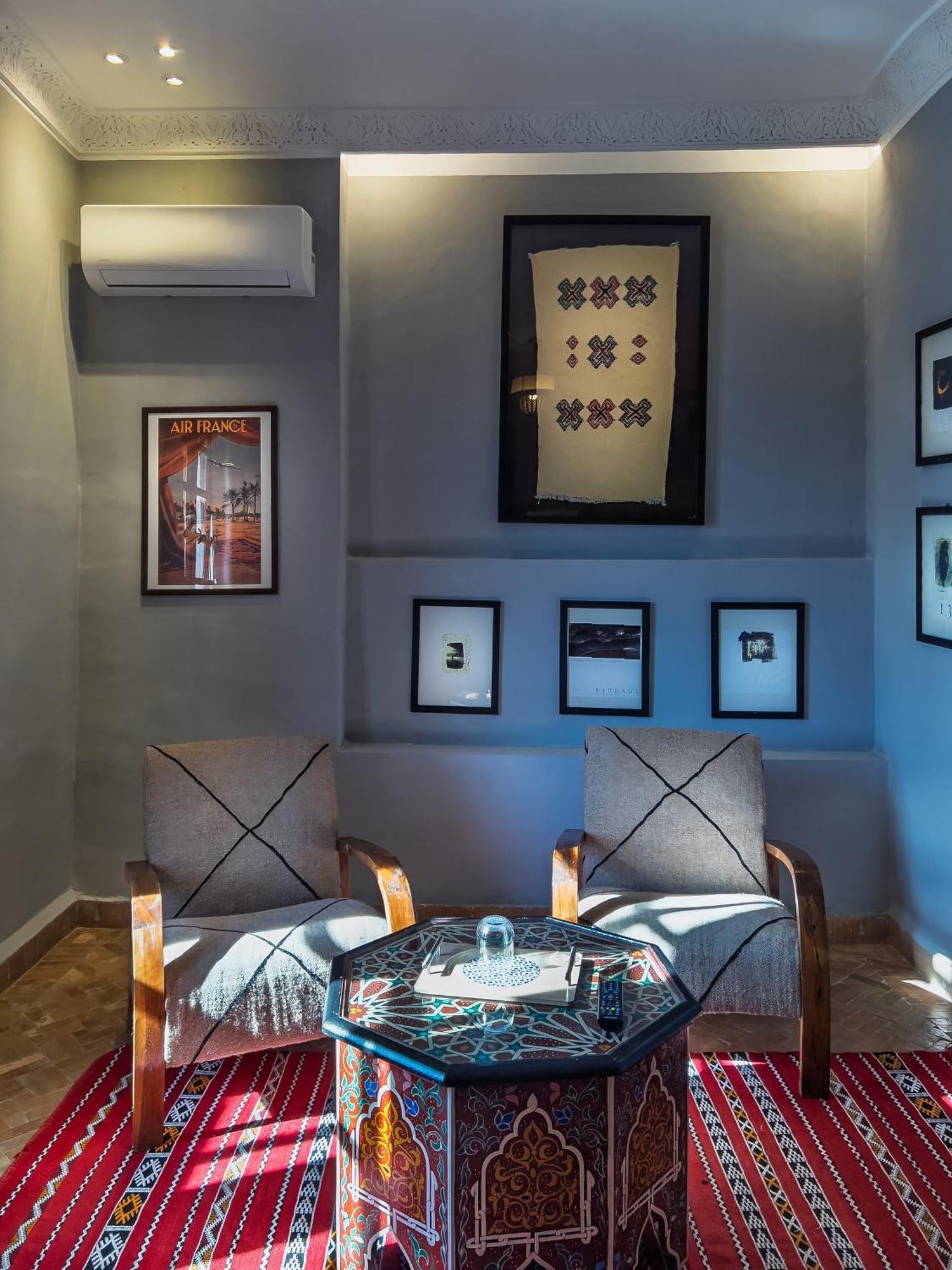 Riad Tanja By Chef Moha Tanger Buitenkant foto