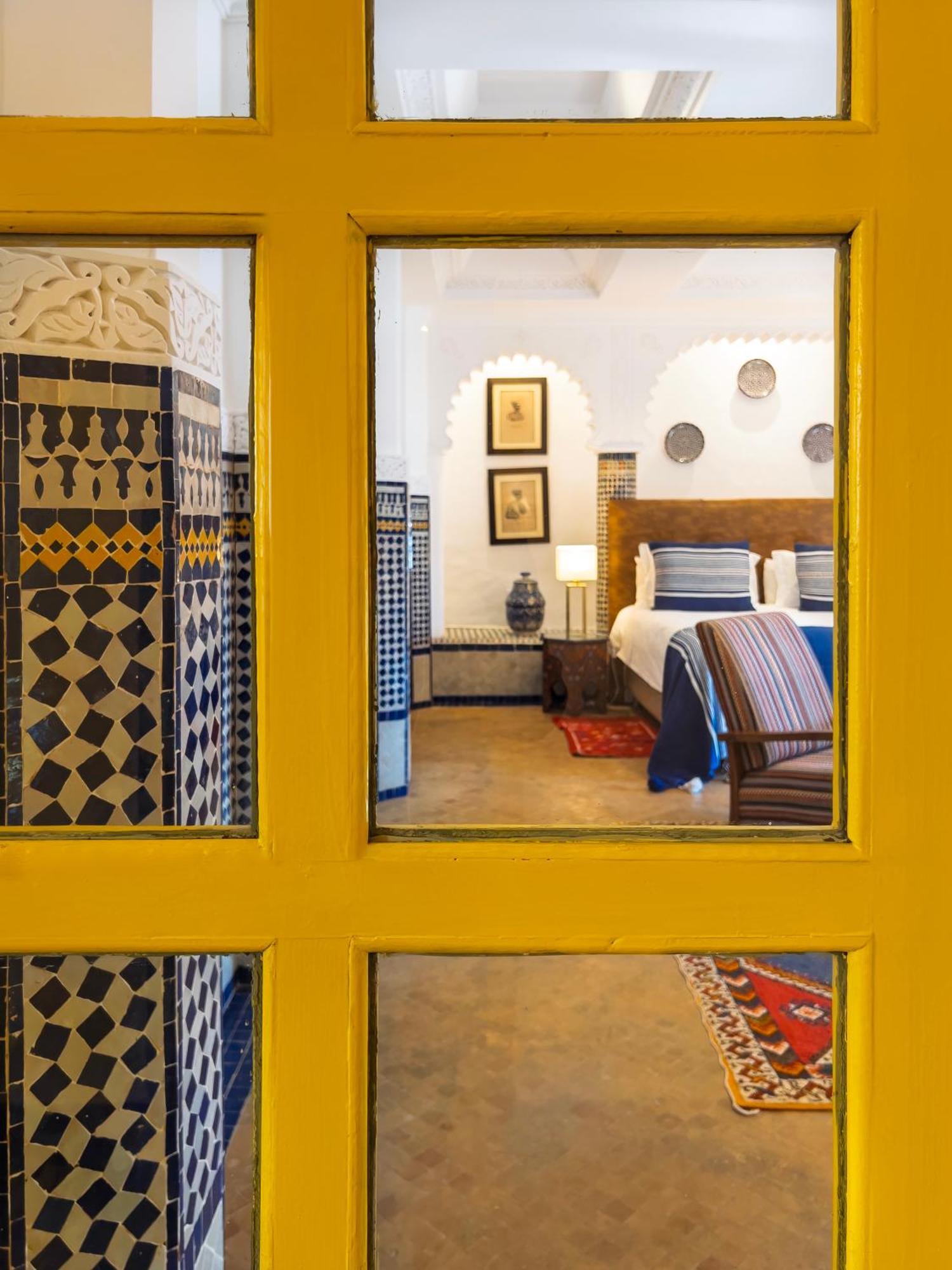 Riad Tanja By Chef Moha Tanger Buitenkant foto